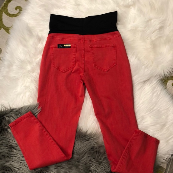 Love by Liverpool maternity jeans - Picture 3 of 8